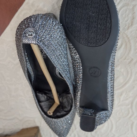 Michael Kors Abbi Flex Pump Glitter Chain Size 8.5M - Picture 6 of 9